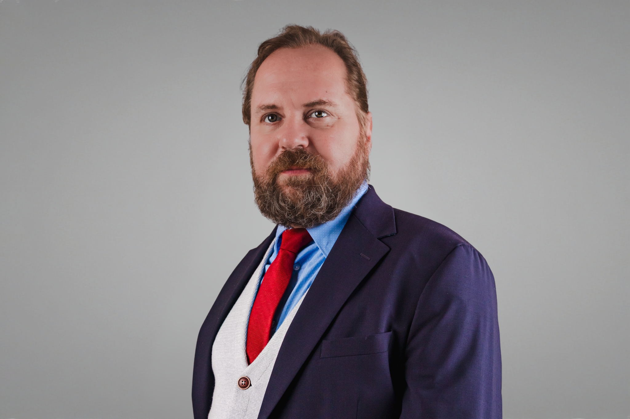 Conf Univ Dr Nicolae Ploeșteanu - expert GDPR/NIS2/AI echipa GDPR Complet